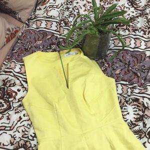 NWOT yellow Vineyard Vines dress ✨FINAL PRICE✨